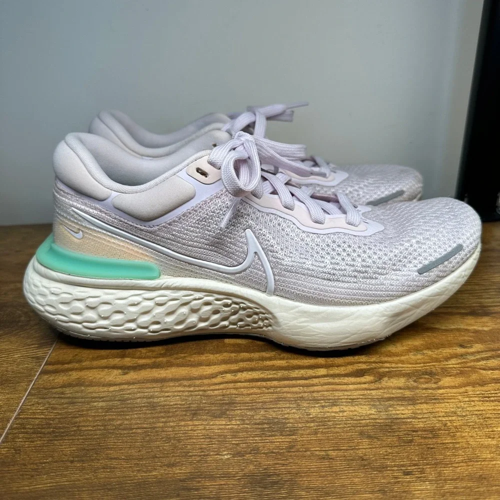 Nike ZoomX Invincible‎ Run Flyknit Veneta Purple Ghost CT2229-500 Womens 8.5